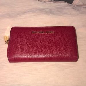 NWT Michael Kors Wallet